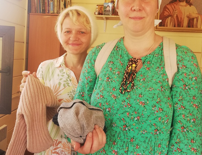 Помощь в подготовке к школе многодетным семьям при Храме Иконы Смоленской Божией Матери в Давыдково