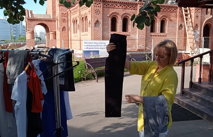 Помощь в подготовке к школе многодетным семьям при Храме Петра и Февронии Муромских в Марьино 