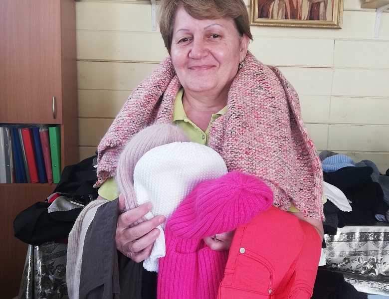 Помощь в подготовке к школе многодетным семьям при Храме Иконы Смоленской Божией Матери в Давыдково