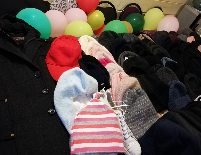 Помощь в подготовке к школе многодетным семьям при Храме Иконы Смоленской Божией Матери в Давыдково